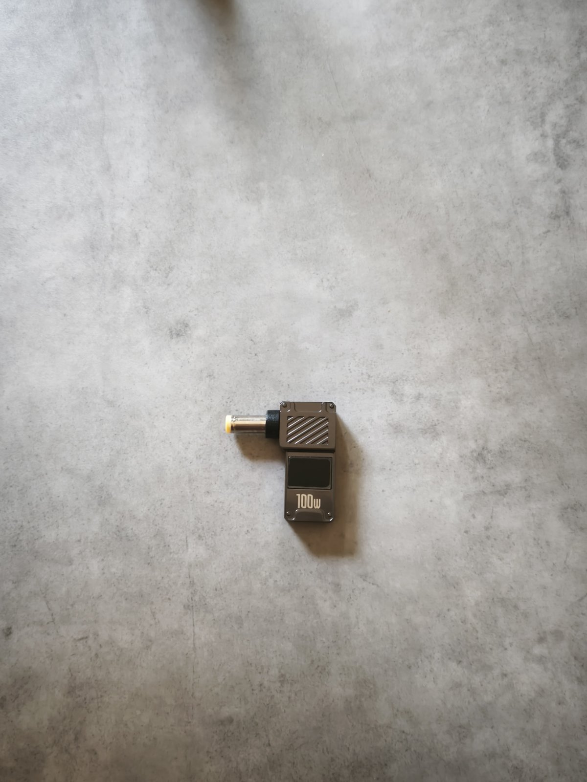 USB-CからDC 5.5mm／2.5mmへの変換アダプター